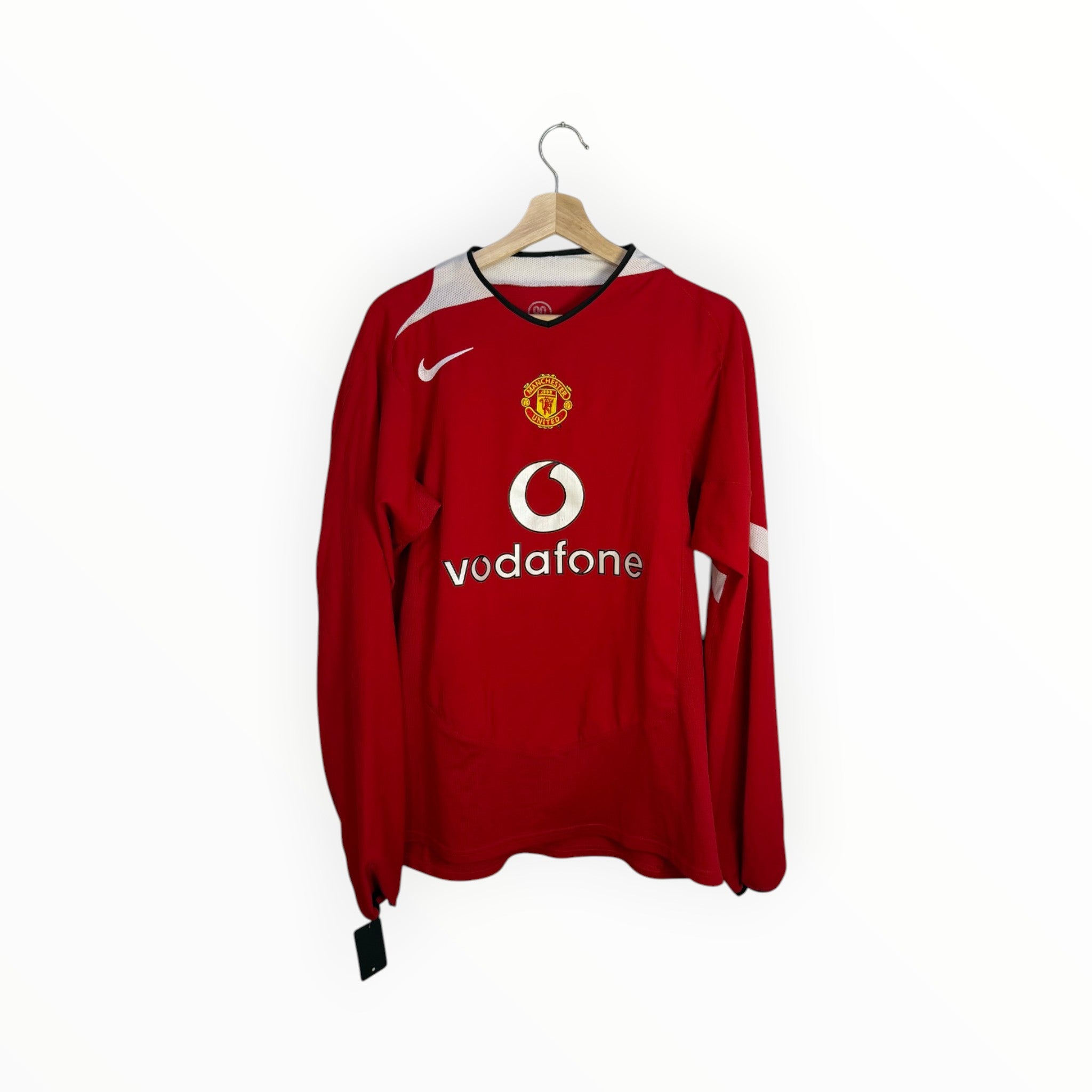 manchester united red and white nike football shirt long sleeve