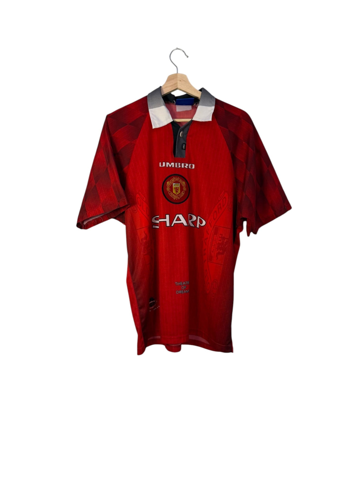 manchester united umbro sharp football shirt