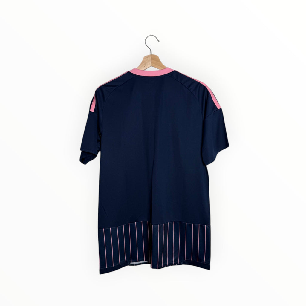 navy paita hjk 