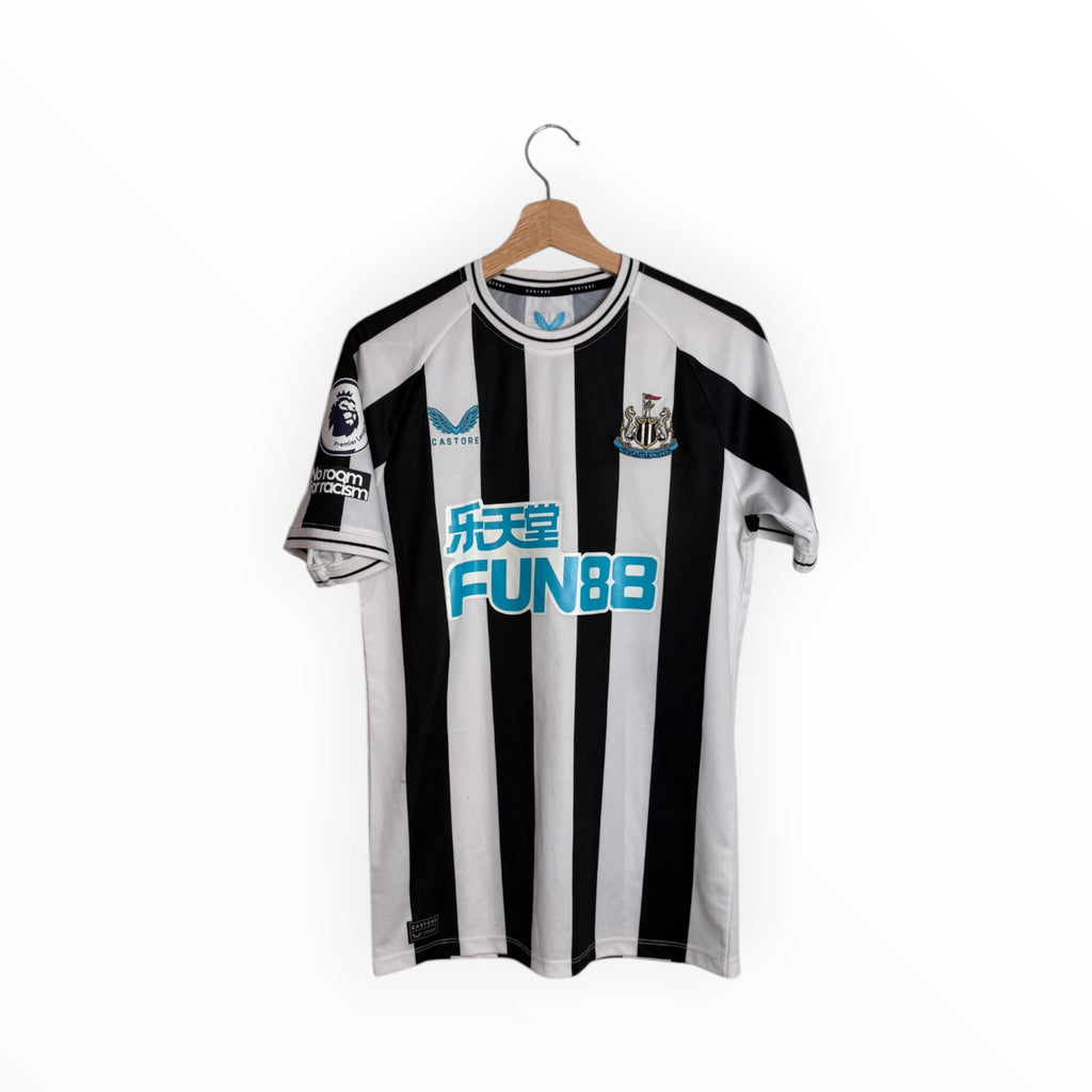 newcastle football shirt castore black and white stripes