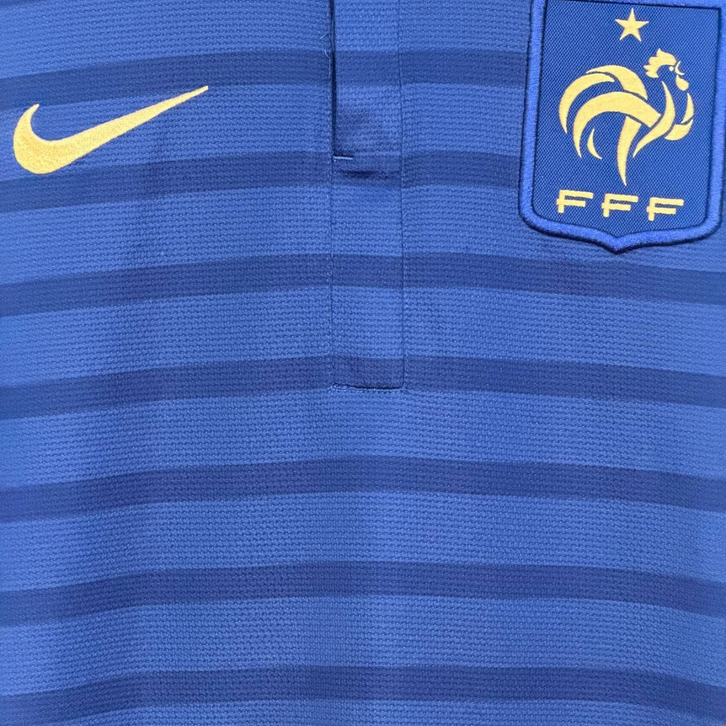 nike and gold fff kit