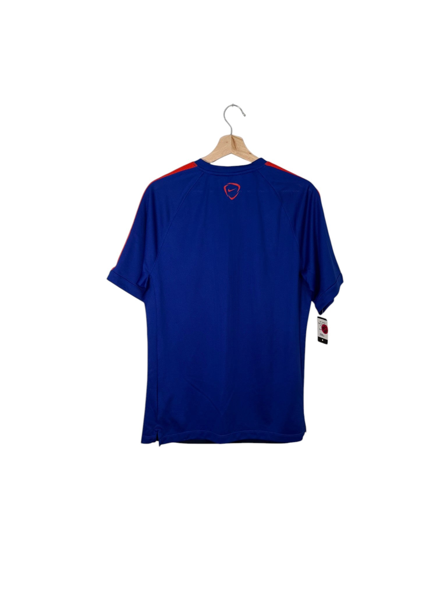 nike blue football shirt man united