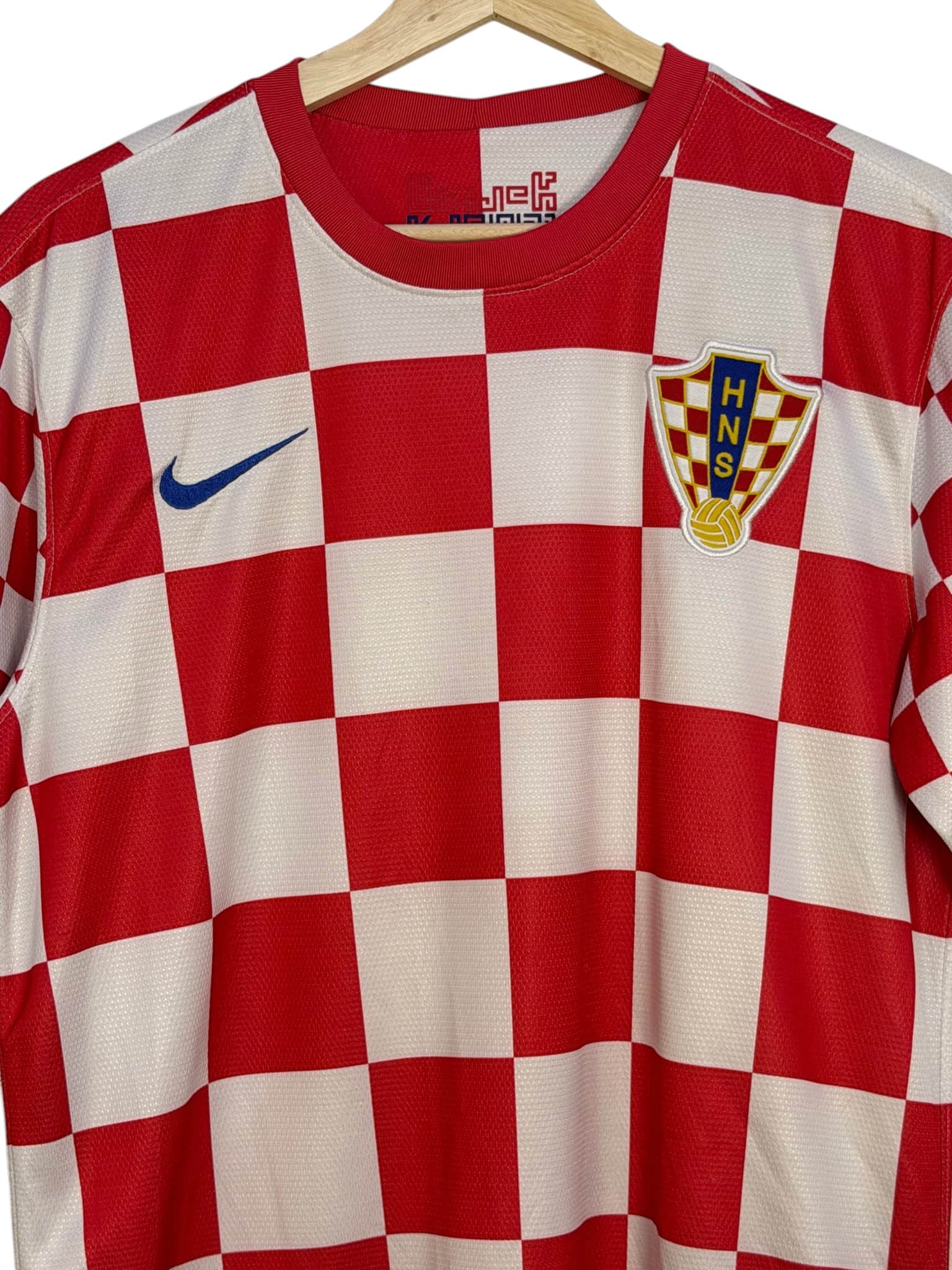 nike croatia red and white
