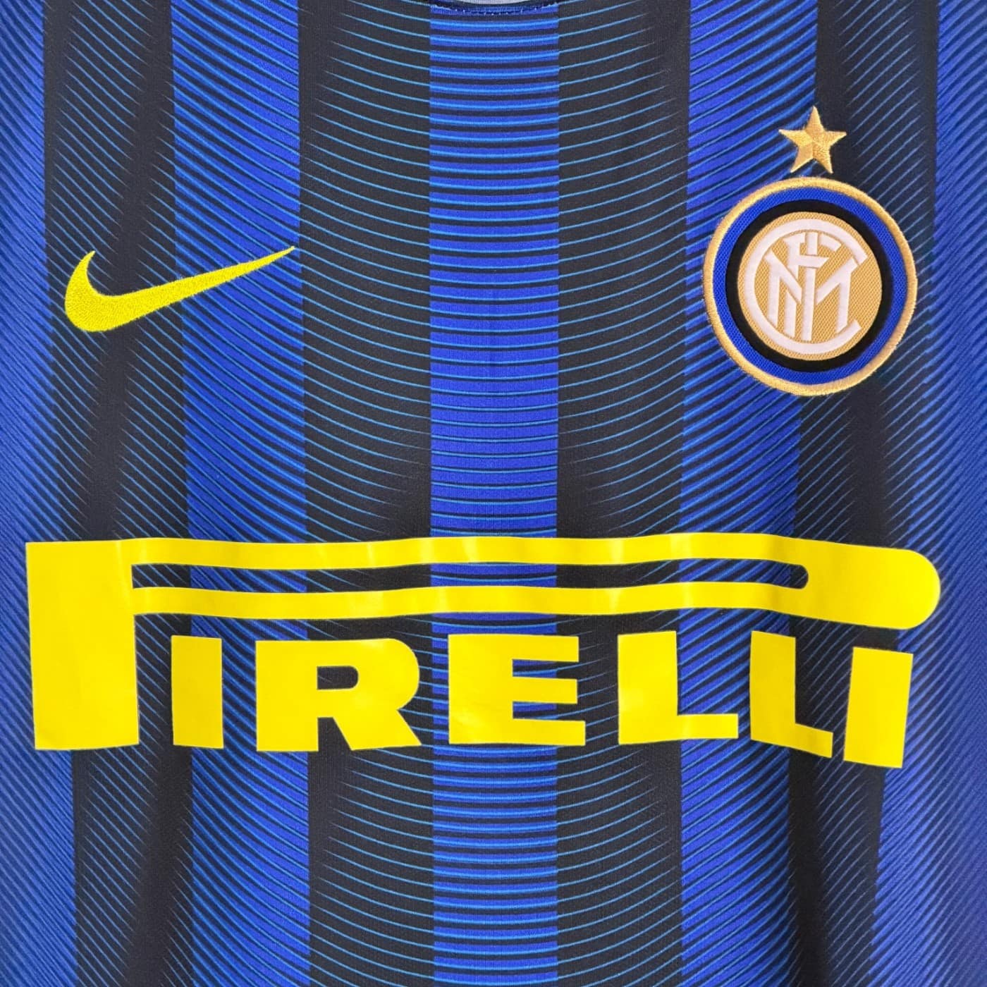 nike pirelli inter milan yellow blue and black