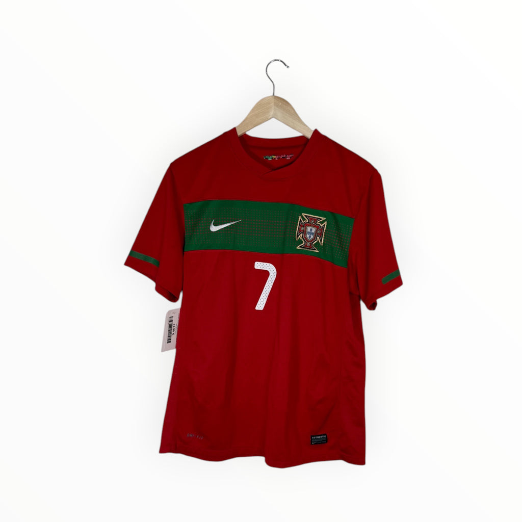 Portugal 2010-11 Home kit Ronaldo, Size 2XL, Very good 8/10