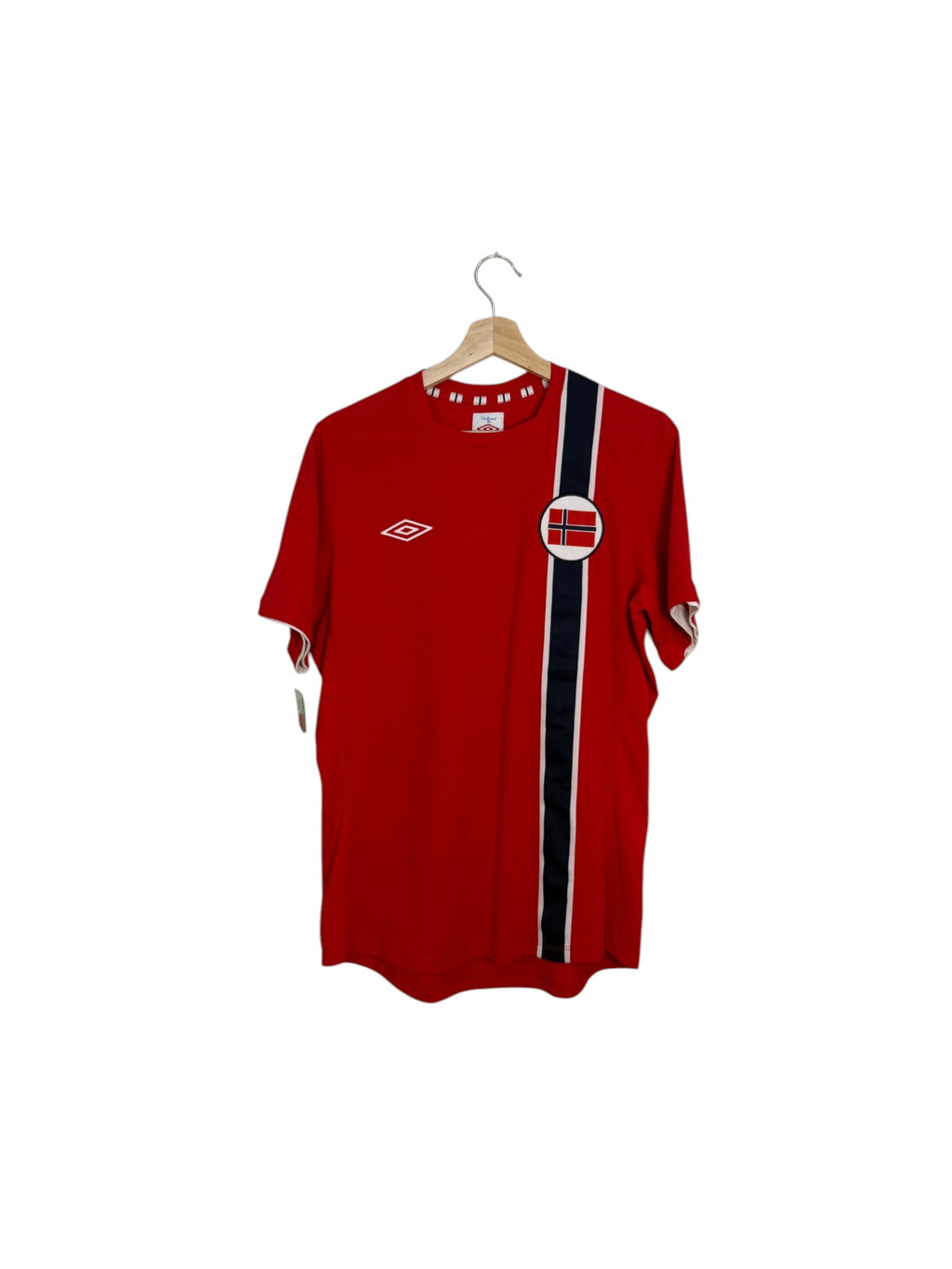 norway football shirt umbro red and navy