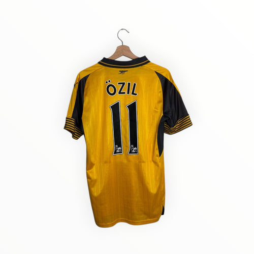 ozil arsenal yellow jersey