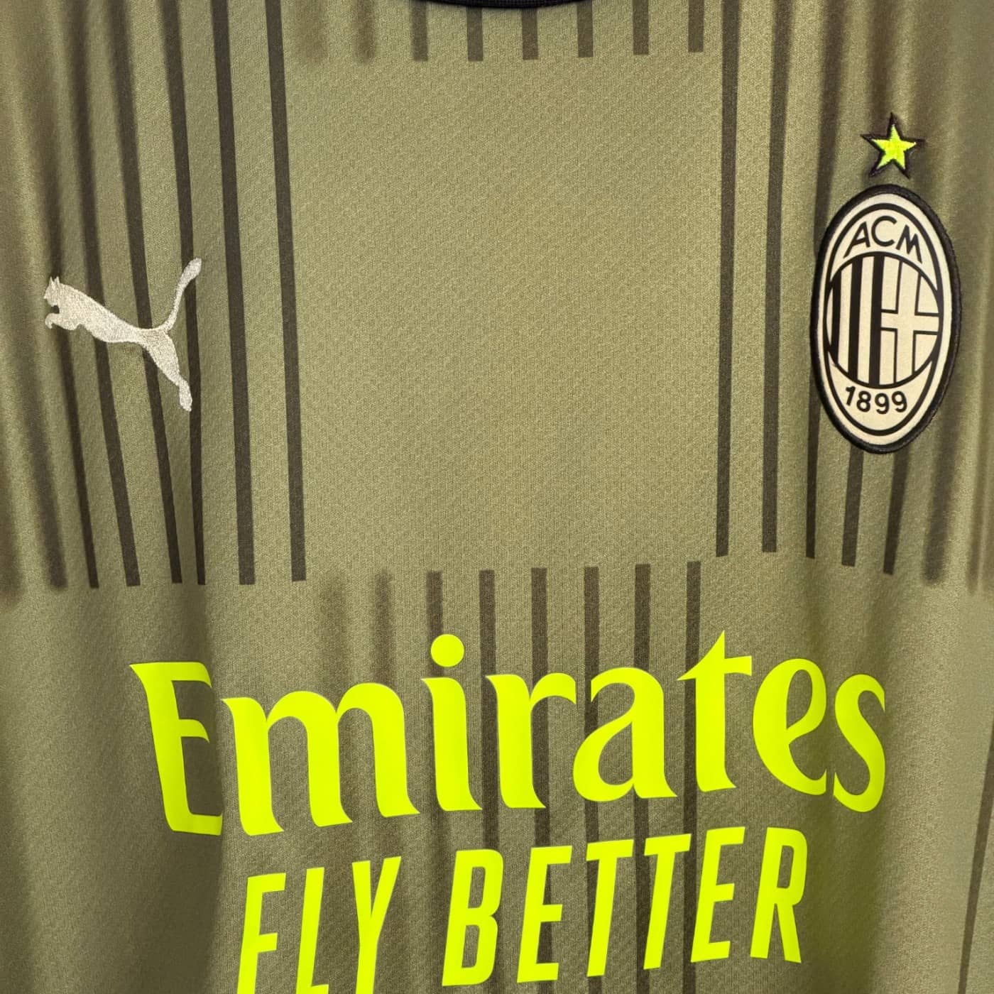 puma ac milan emirates