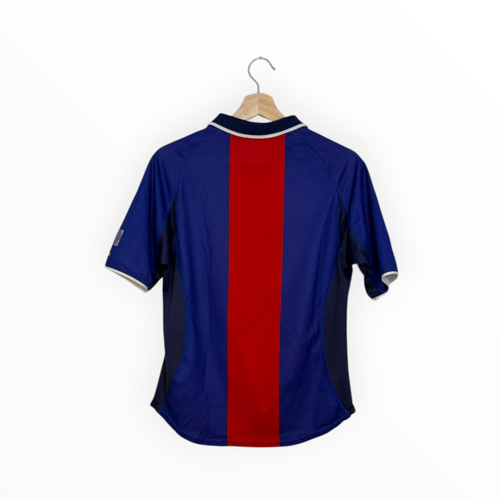 red and navy psg jersey