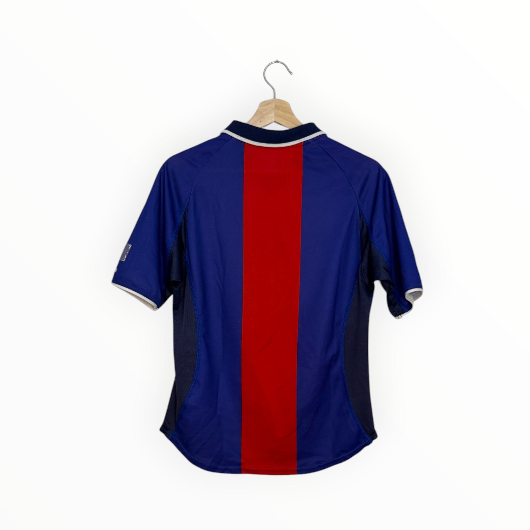 red and navy psg jersey