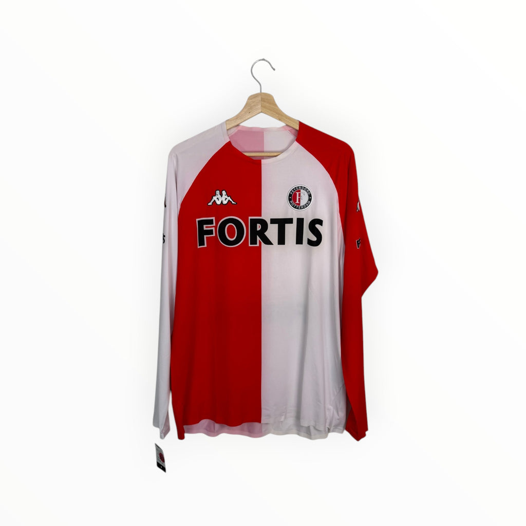 red and white football shirt kappa