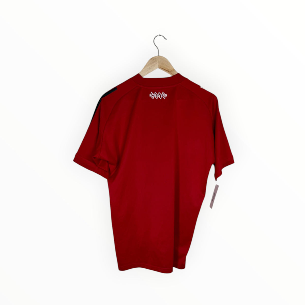 red football shirt adidas bayern munchen
