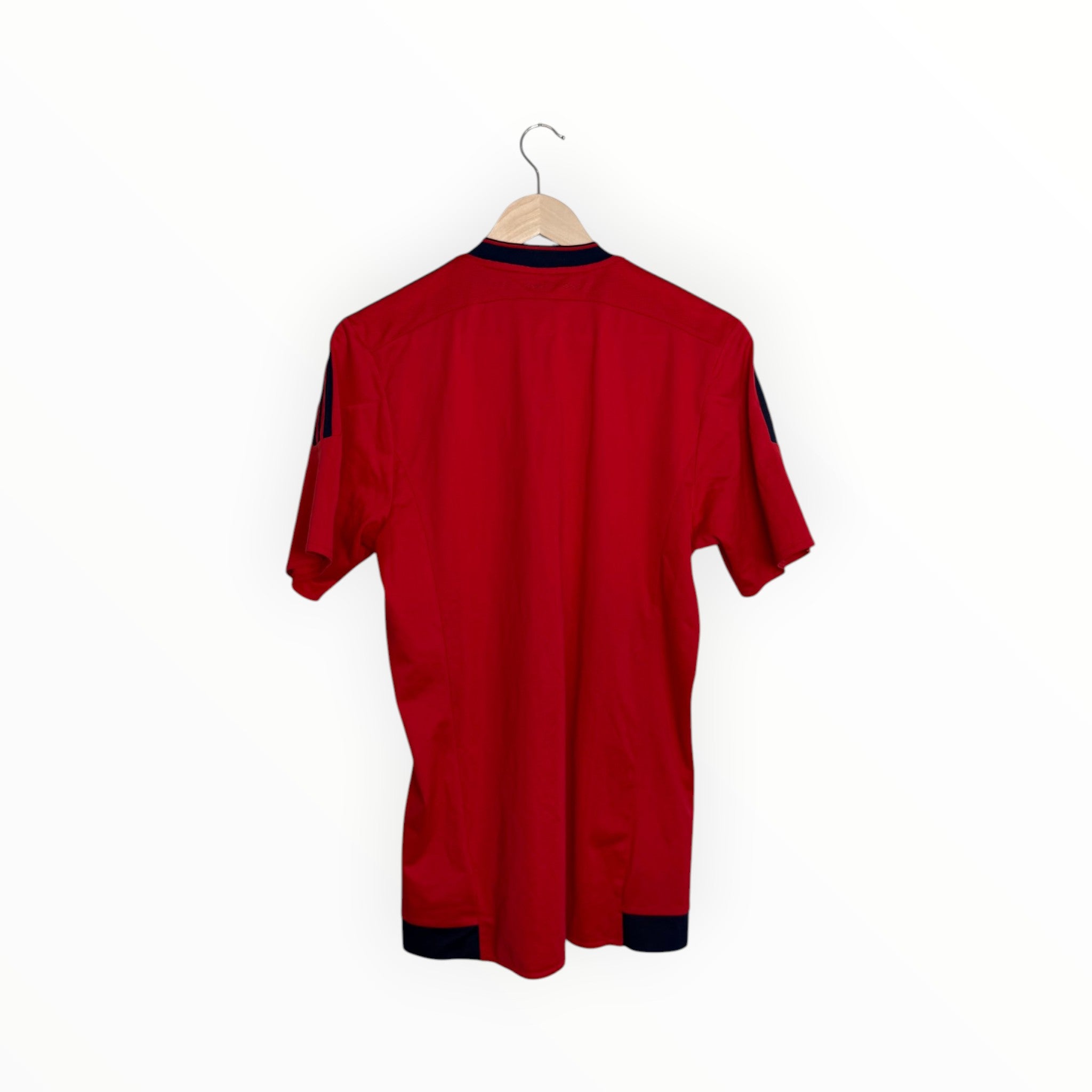 red football shirt ligue 1