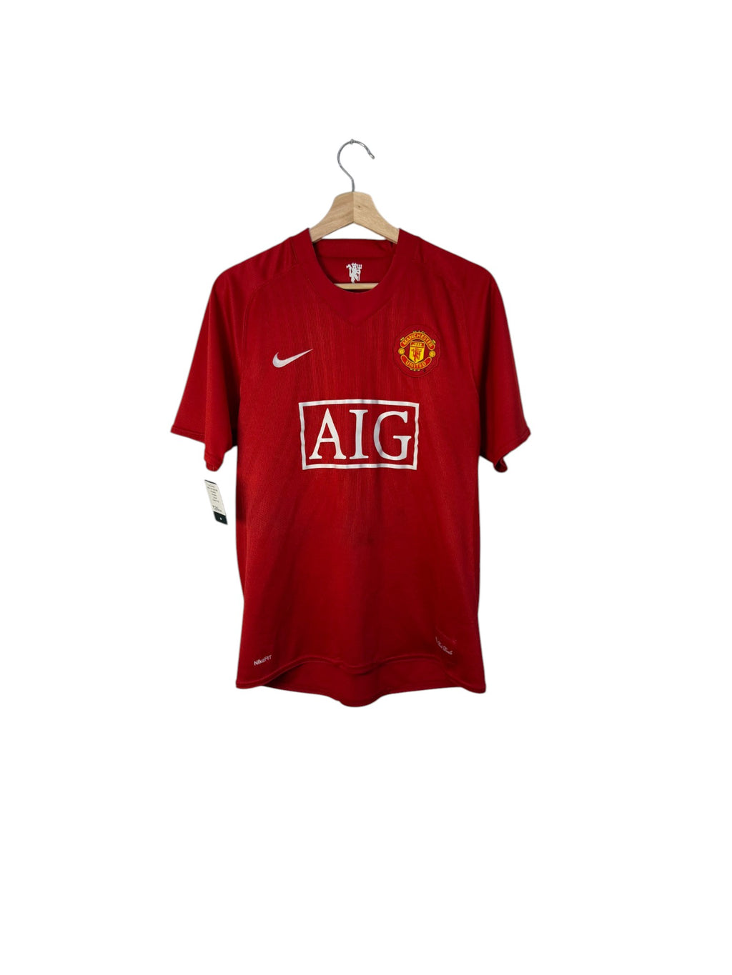 red jersey manchester united AIG