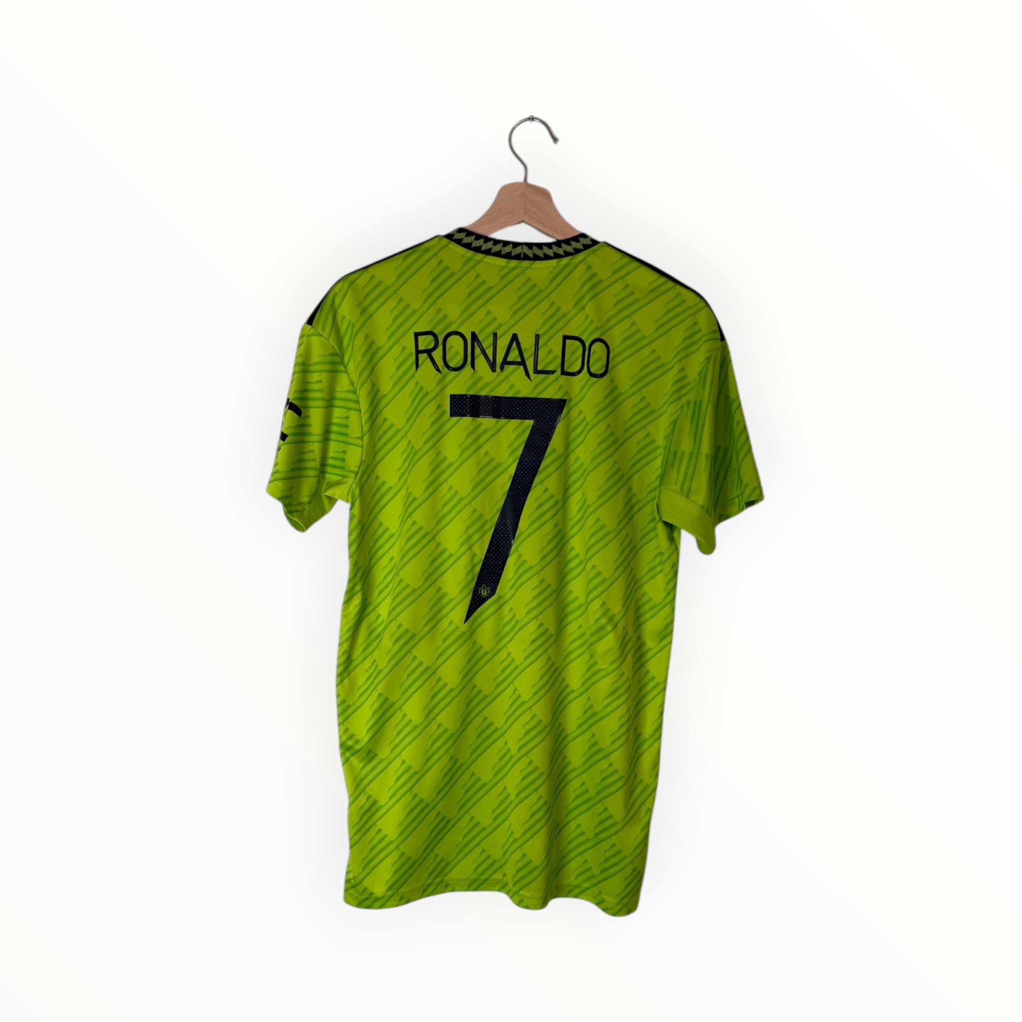 ronaldo manchester united yellow kit