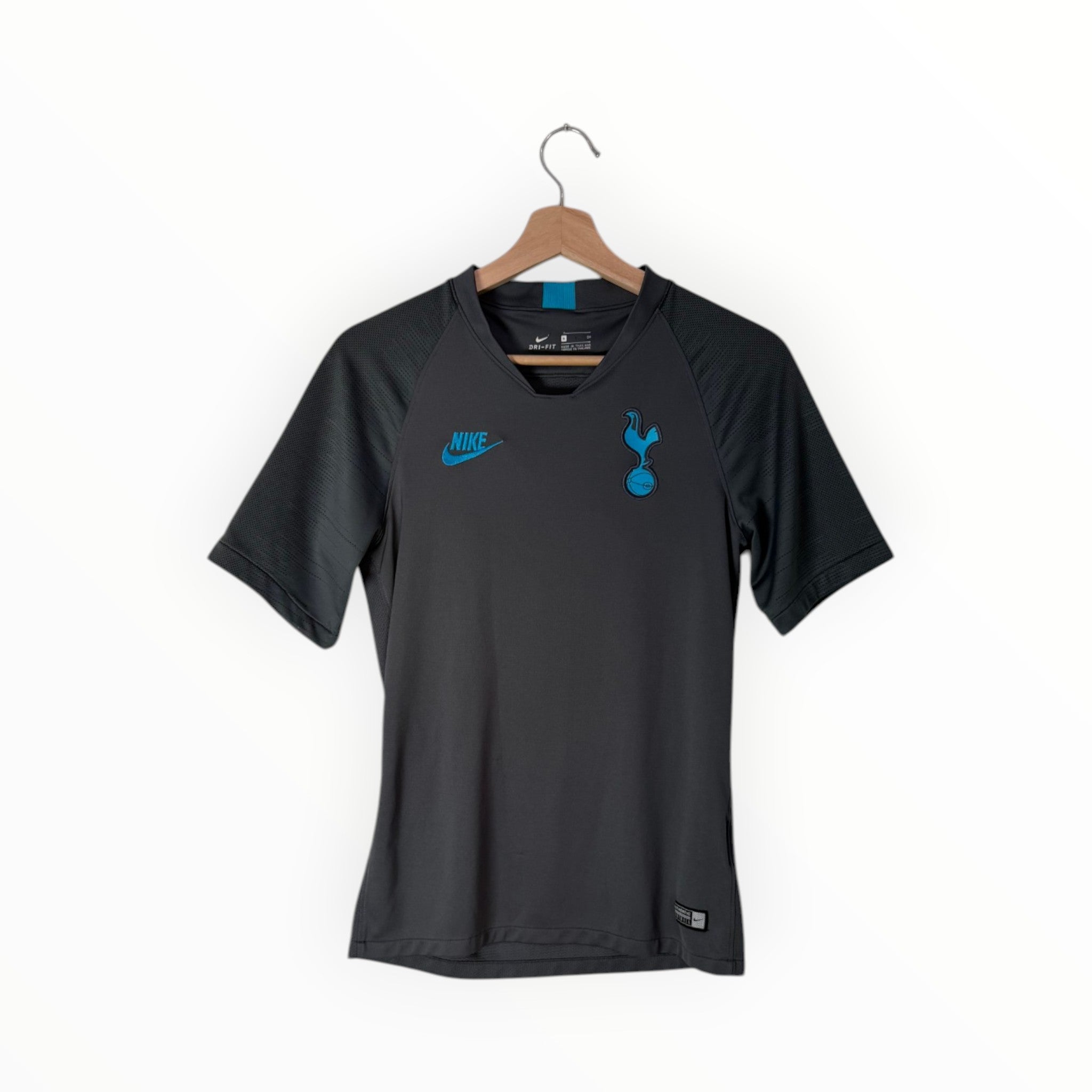 spurs football shirt nike grey and blue