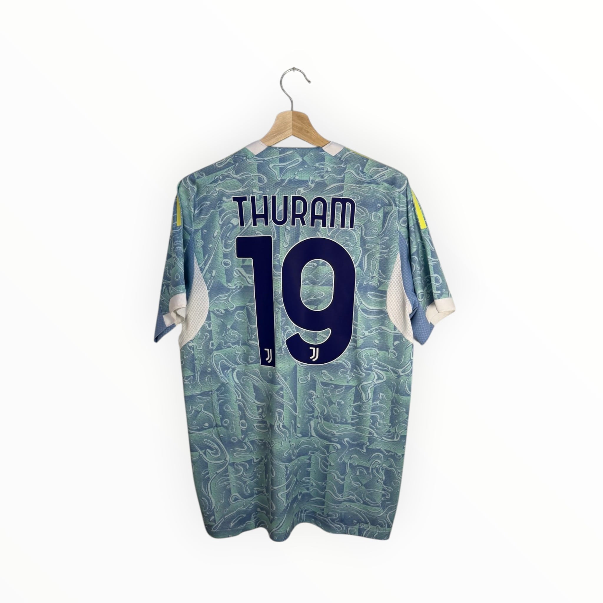 thuram football shirt juventus
