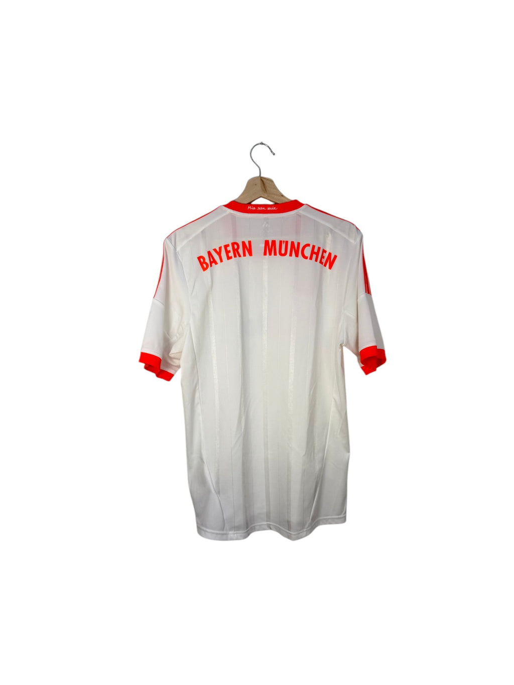 white and orange jersey bayern munchen