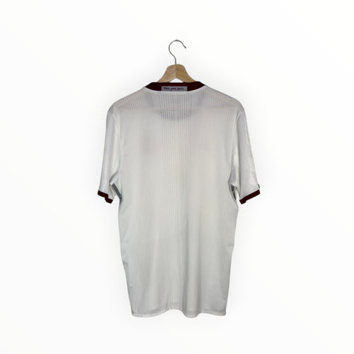 white football jersey mia san mia bayern
