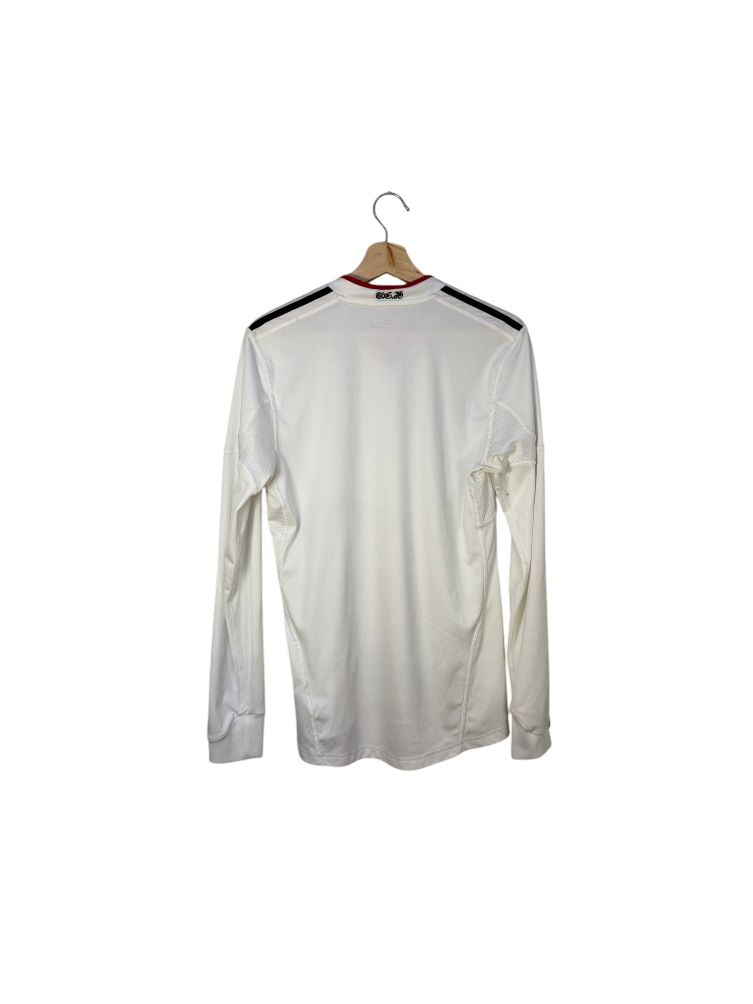 white football shirt bayern munchen