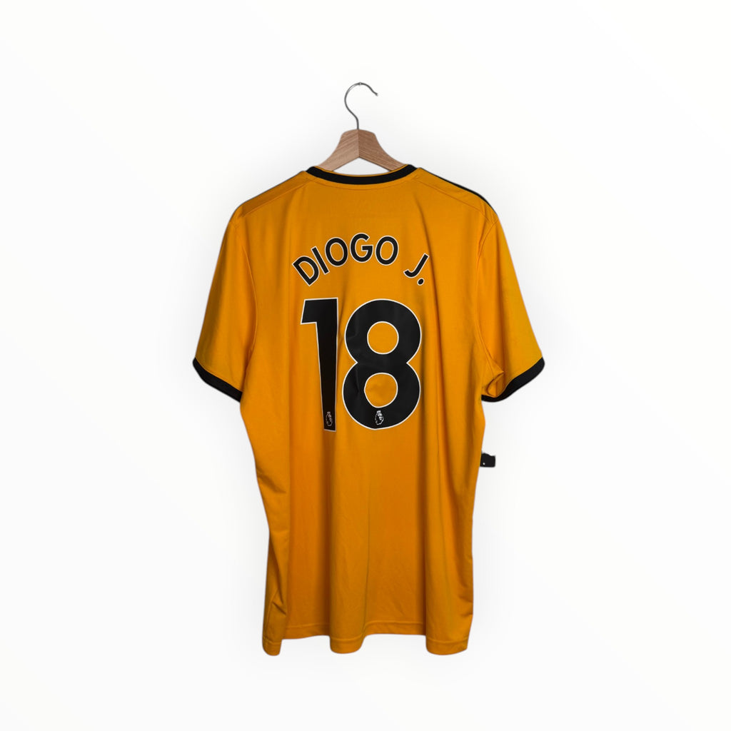 yellow football shirt wolves diogo jota