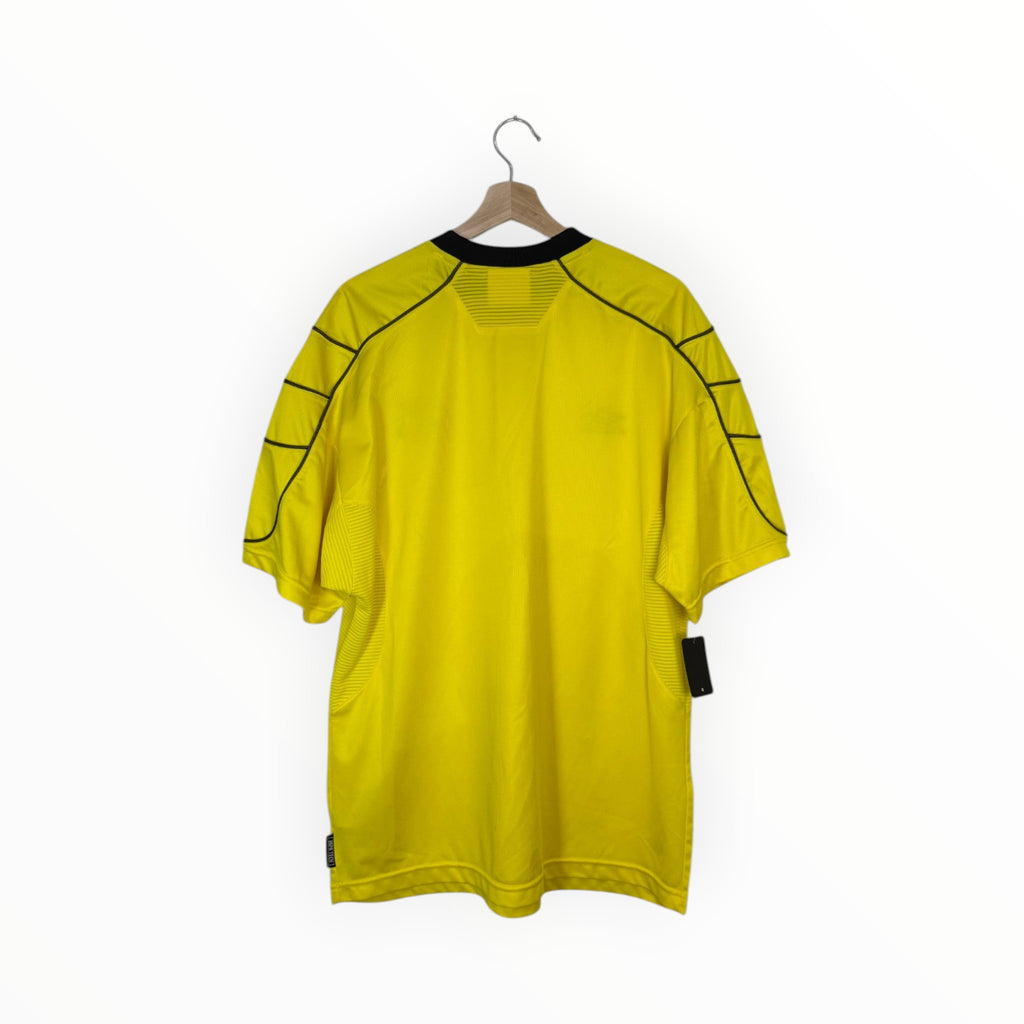 yellow jersey navy collar